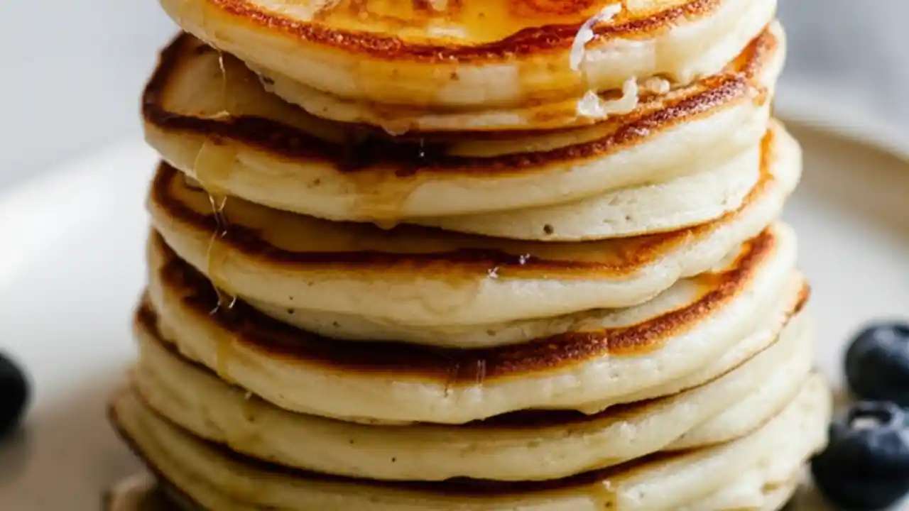 Master the Art of Homemade Buttermilk Pancakes: Fluffy & Tangy Perfection